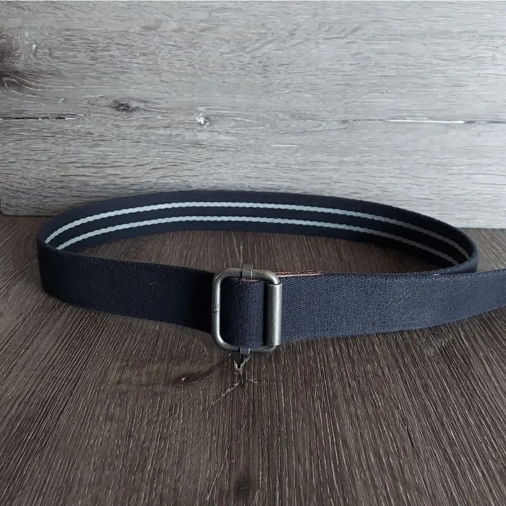 American Eagle Outfitters Reversible Belt 44.5